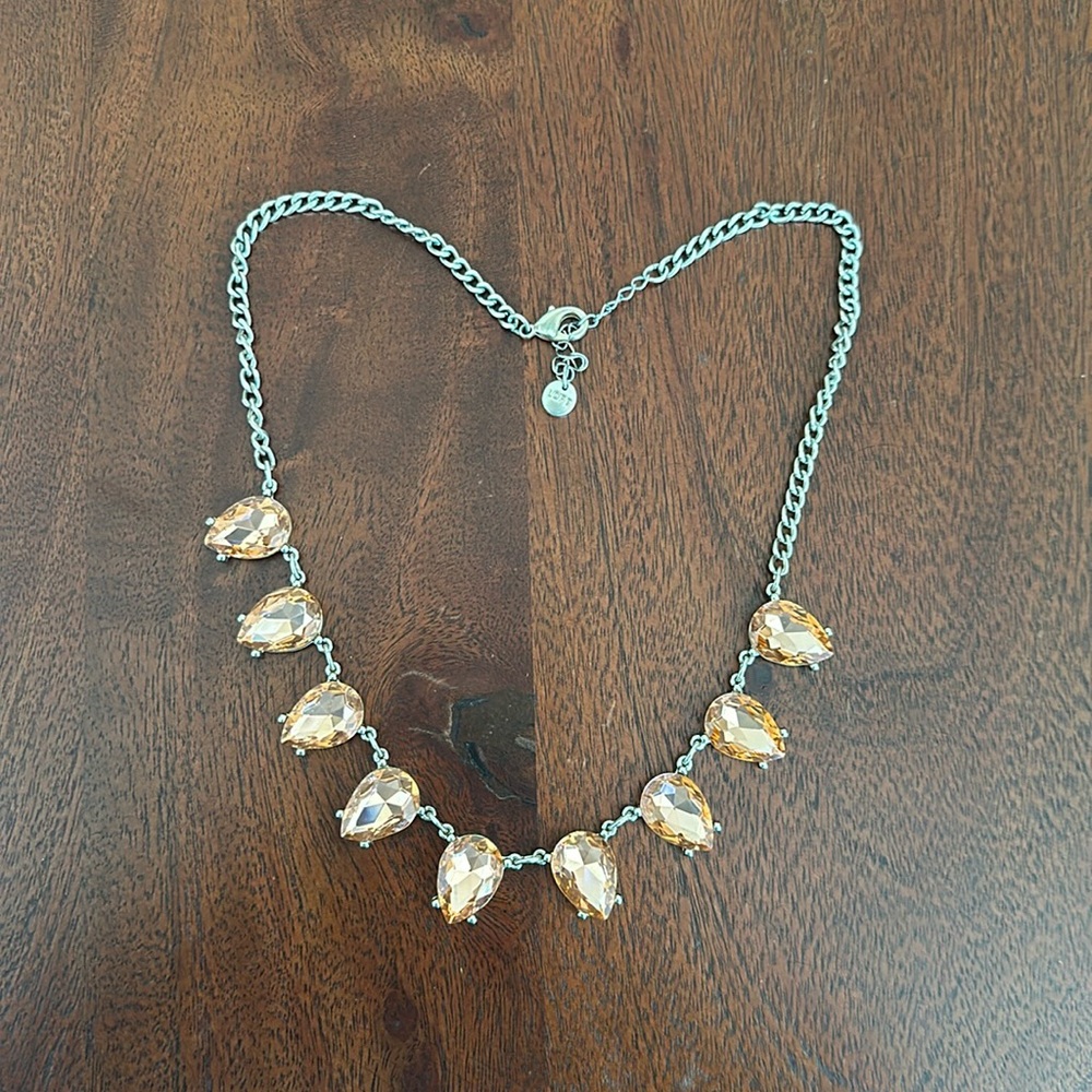 Pink stones statement necklace